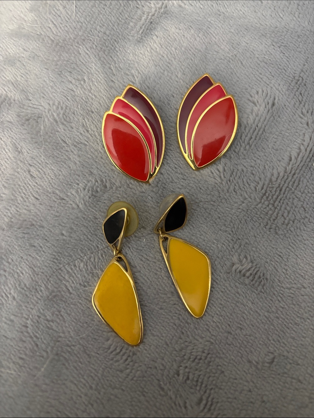 Vintage Avon Paradise Colors & Avon Color Counterpoint Pierced Earrings - 1987